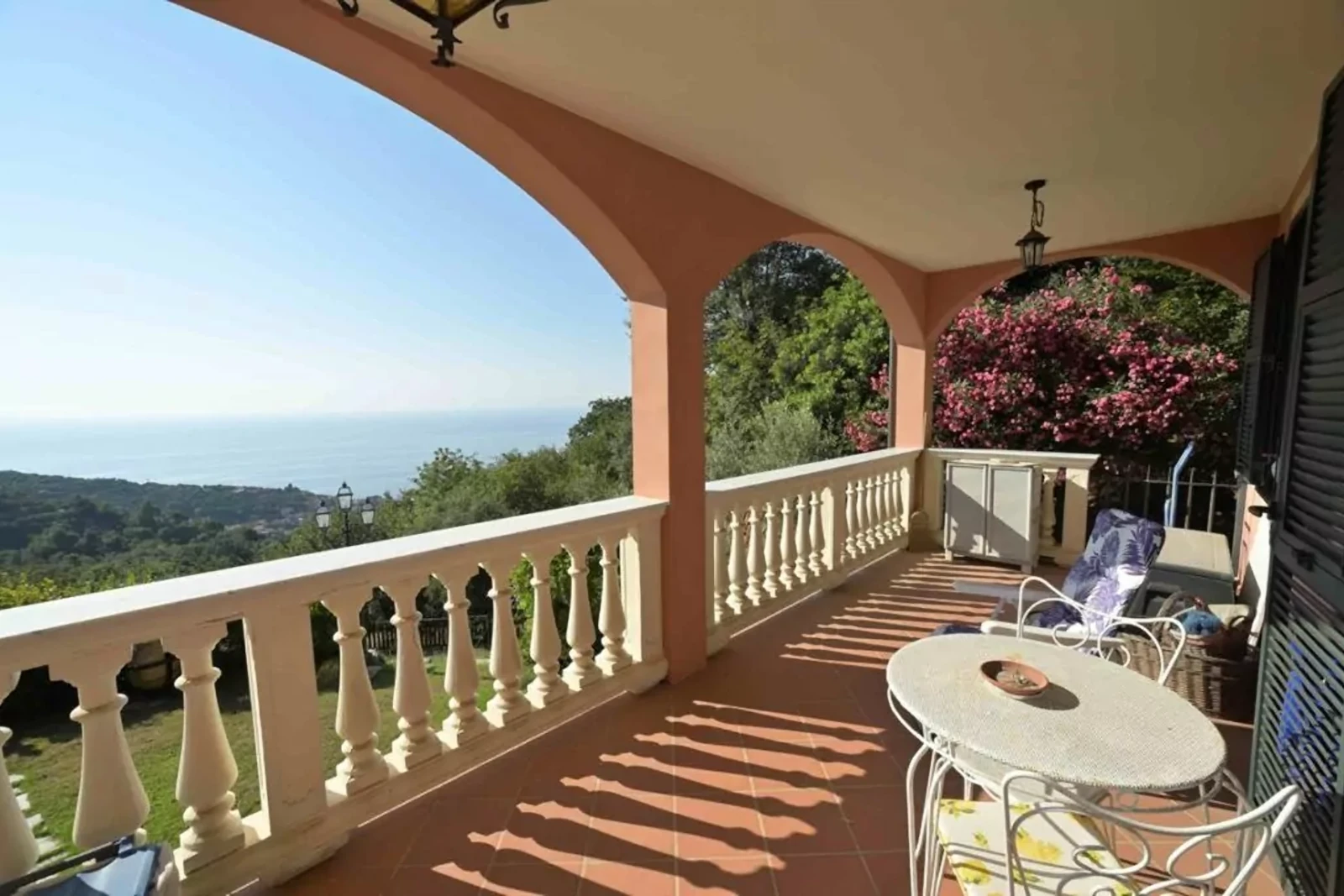 Villa vista mare 35
