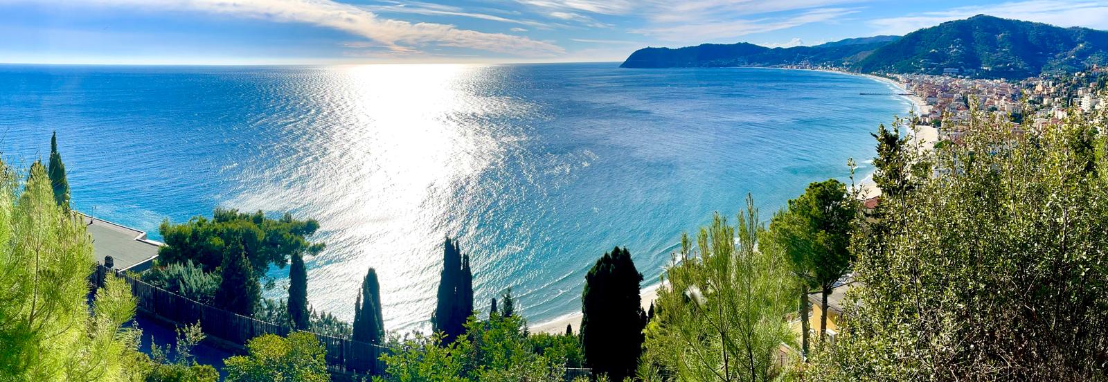Villa collina di santa croce ad Alassio06