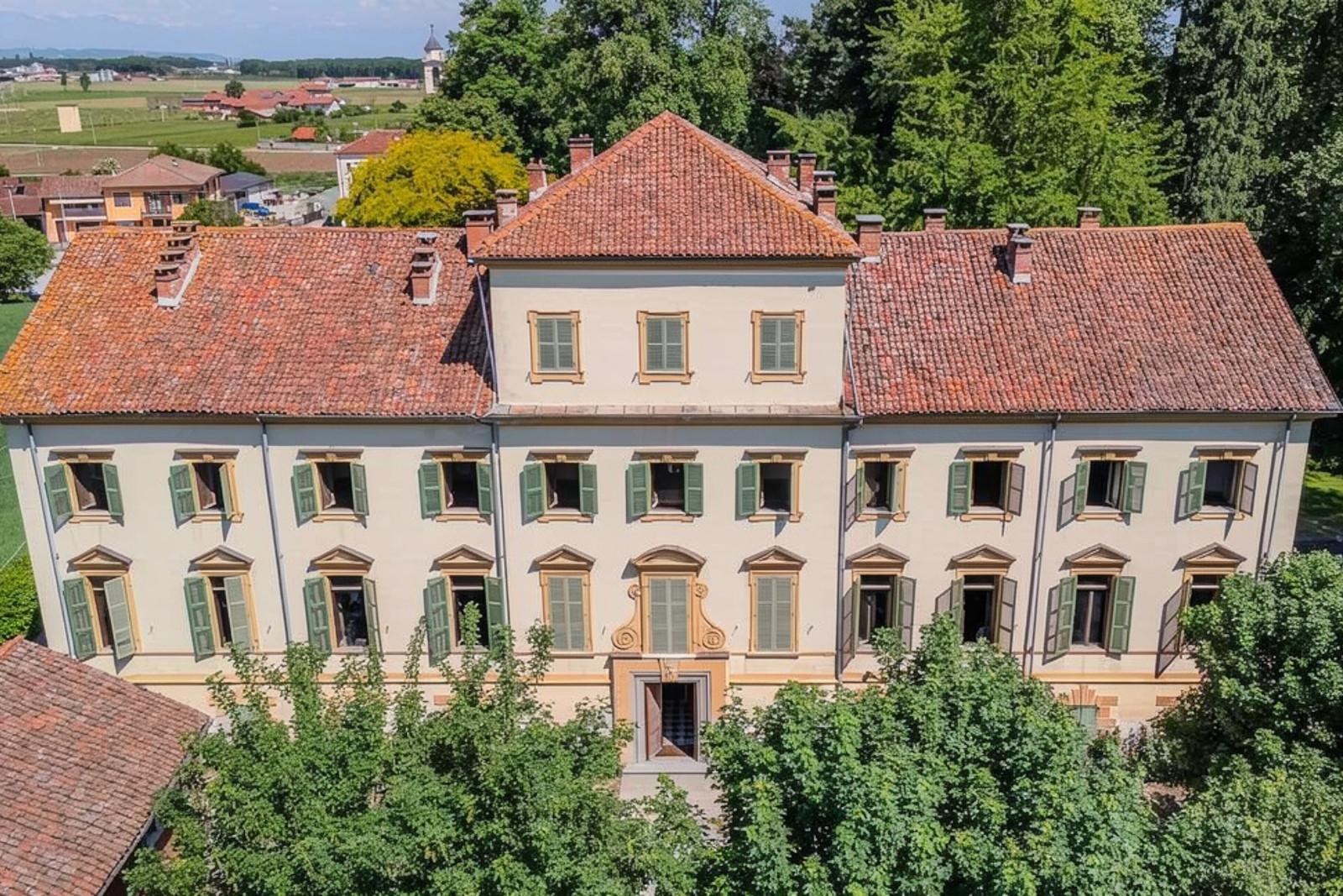 Villa storica ubicata nel Comune di Fossano fr. Piovani 1