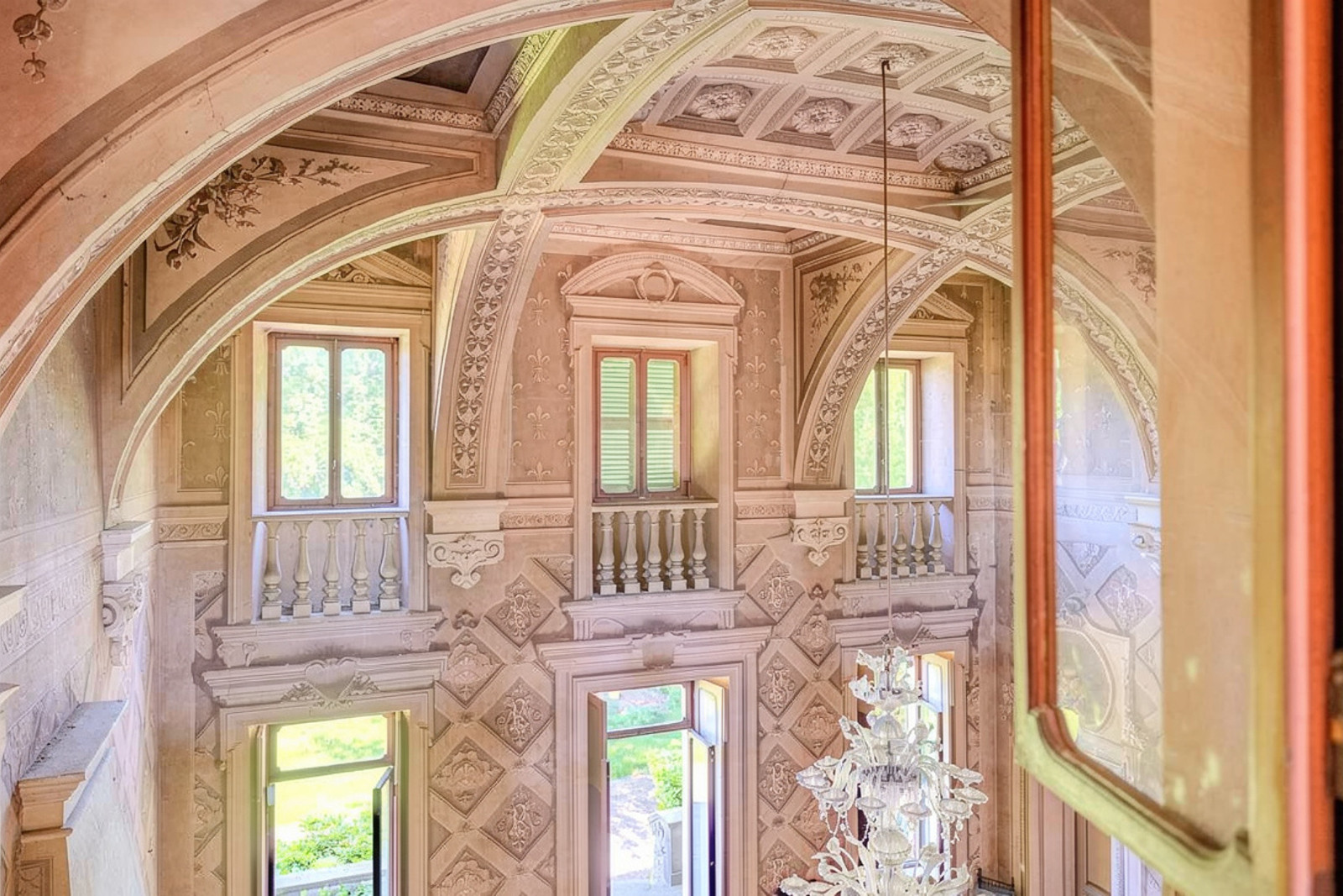 Villa storica ubicata nel Comune di Fossano fr. Piovani 10