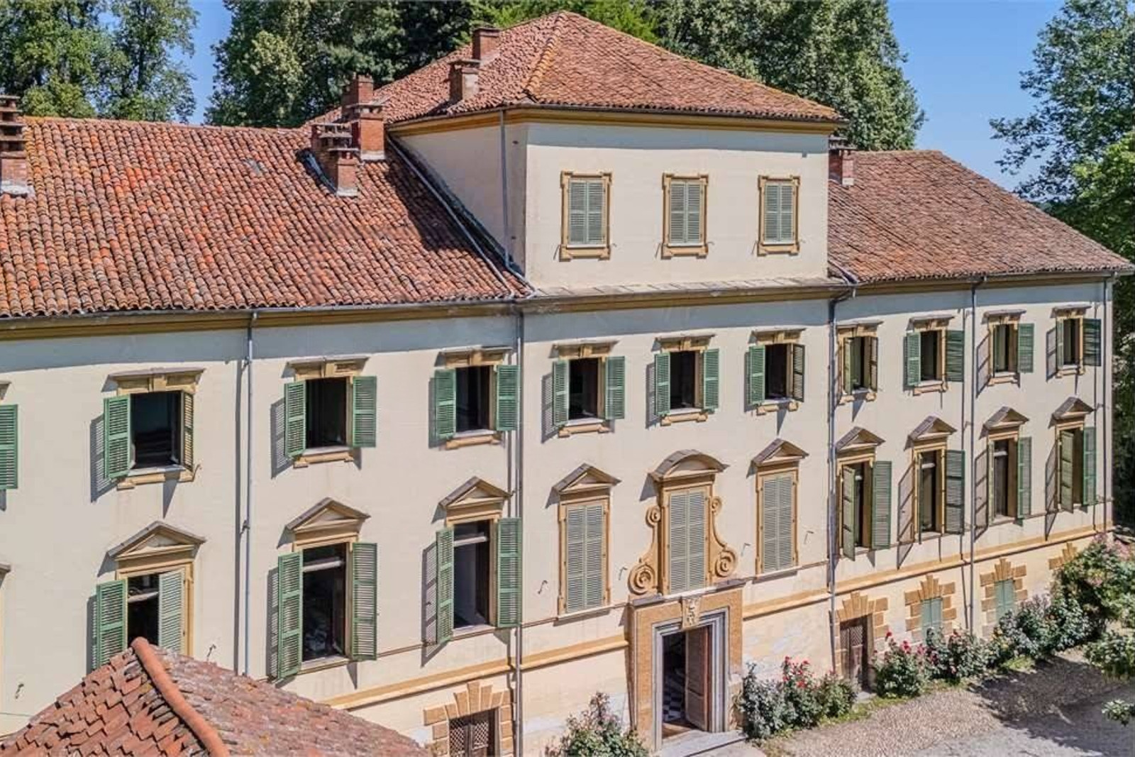 Villa storica ubicata nel Comune di Fossano fr. Piovani 2