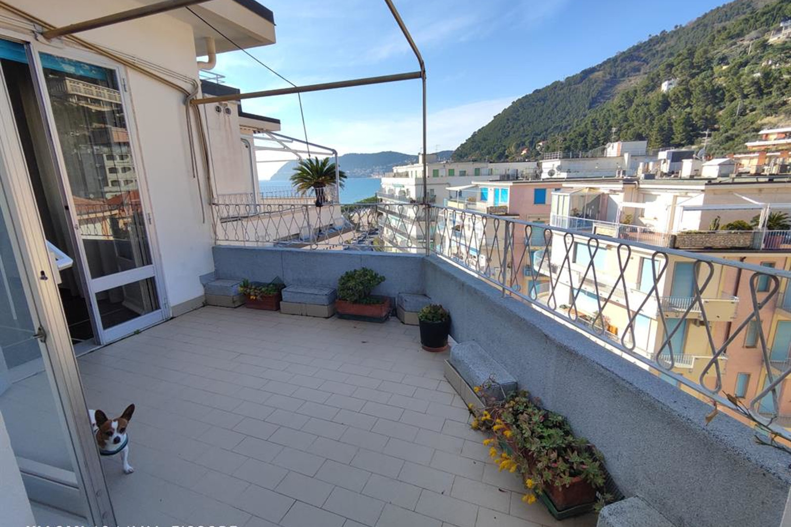 Alassio Attico 20 mt dal mare con terrazzo vivibile vista mare 6