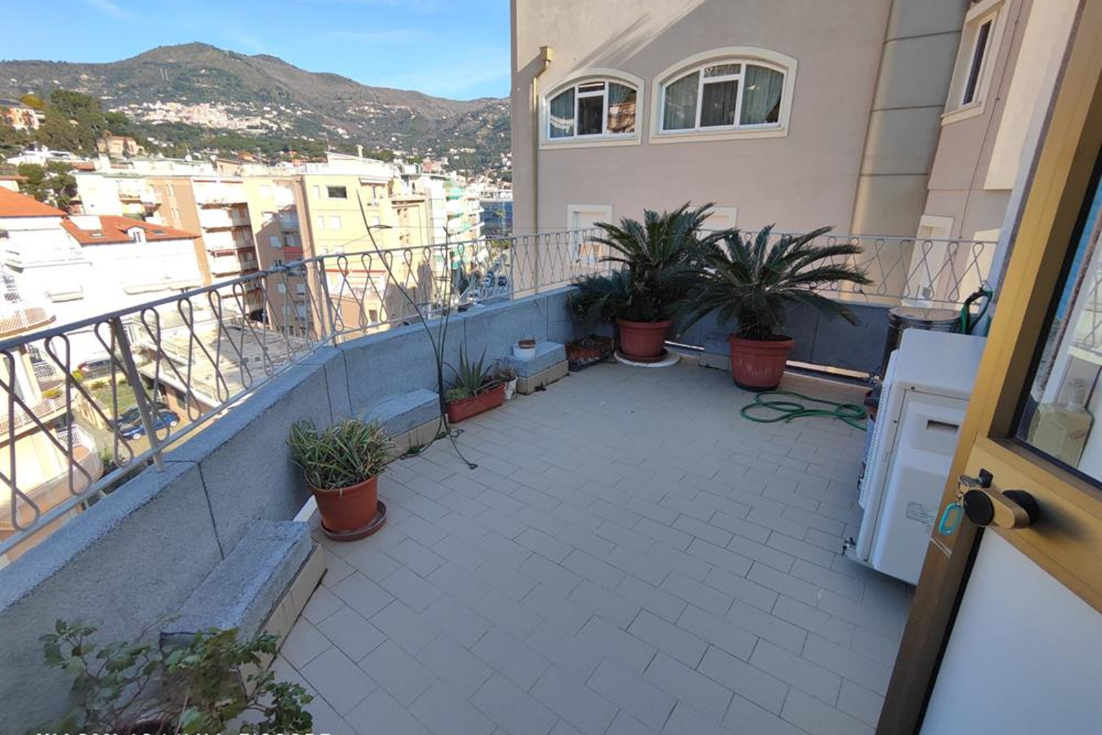 Alassio Attico 20 mt dal mare con terrazzo vivibile vista mare 7