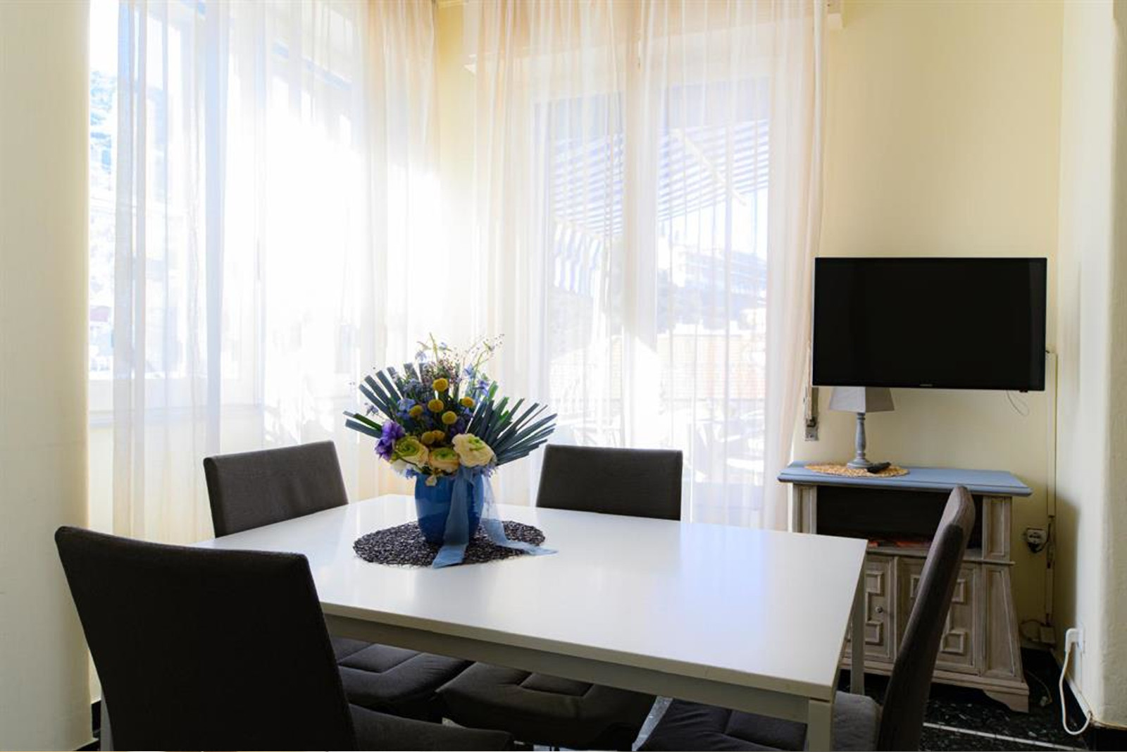 Alassio Attico 20 mt dal mare con terrazzo vivibile vista mare 8