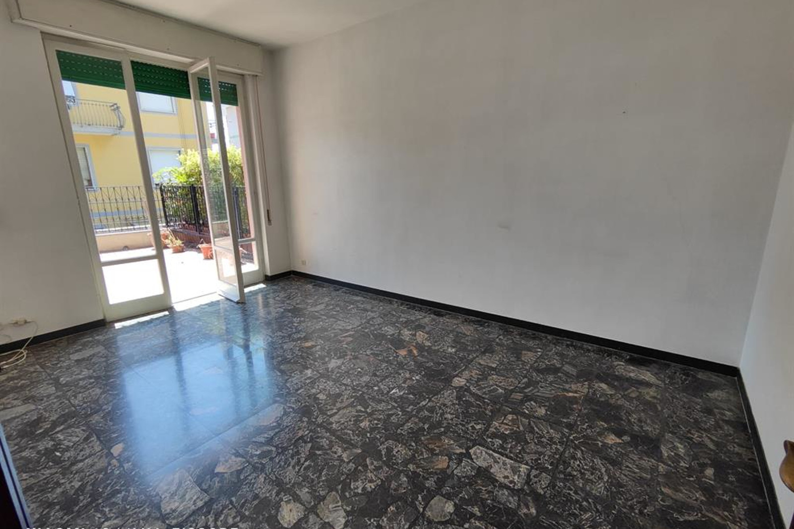 Alassio a pochi minuti a piedi dal mare ampio quadrilocale con terrazzo 6