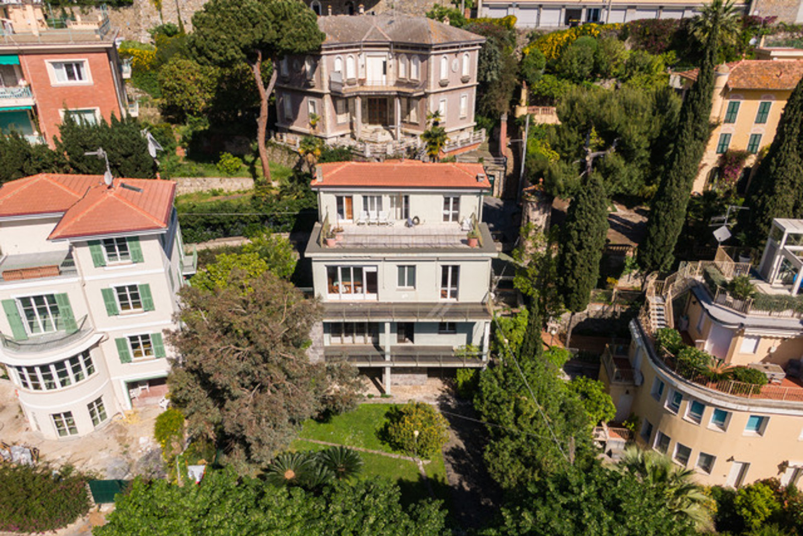 Villa in Alassio frazionamento e progetto 28