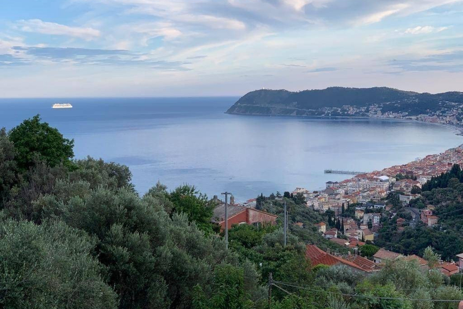 Attico panoramico con vista mare sconfinata ad Alassio 2