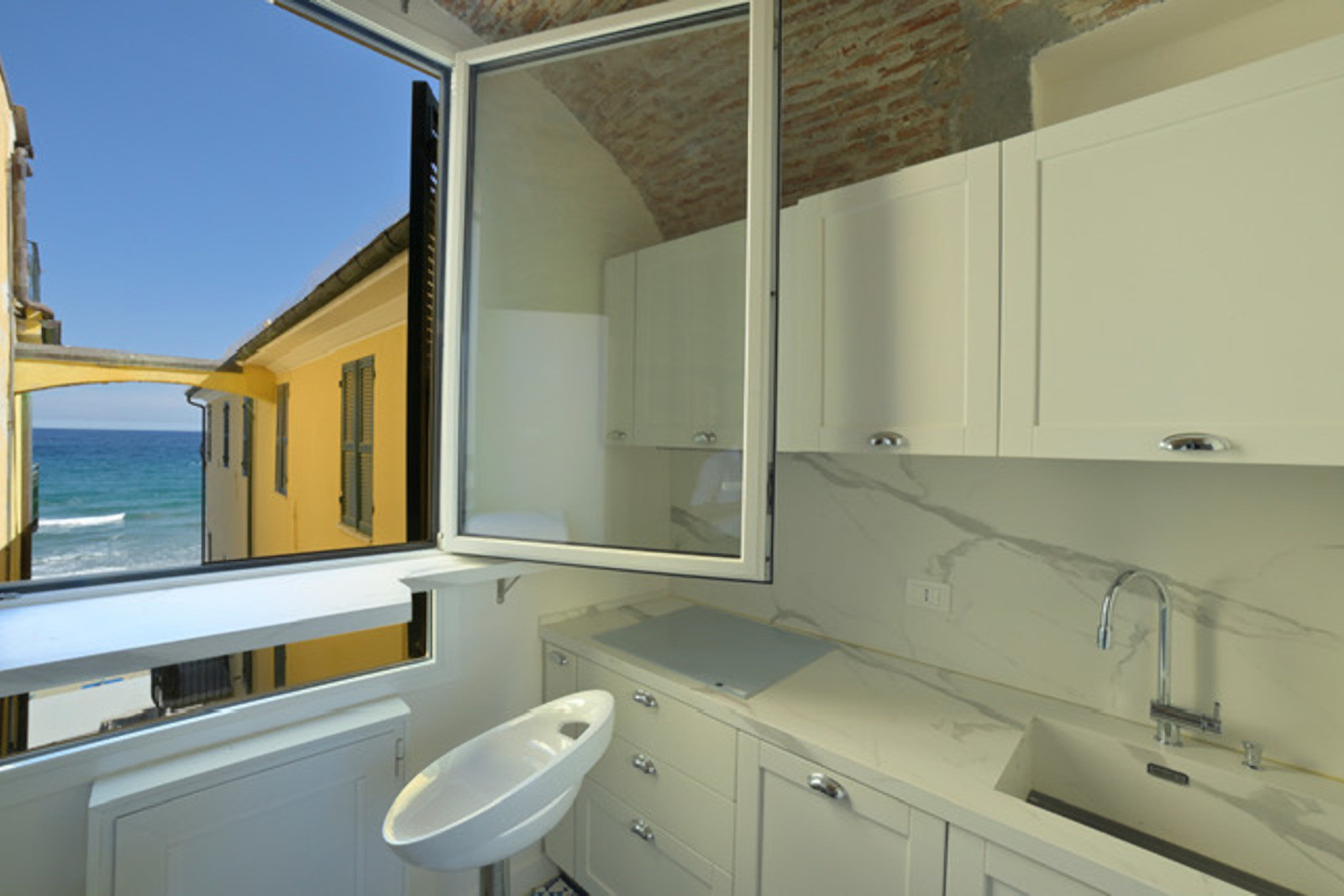 Splendido appartamento situato in un elegante palazzo storico 6