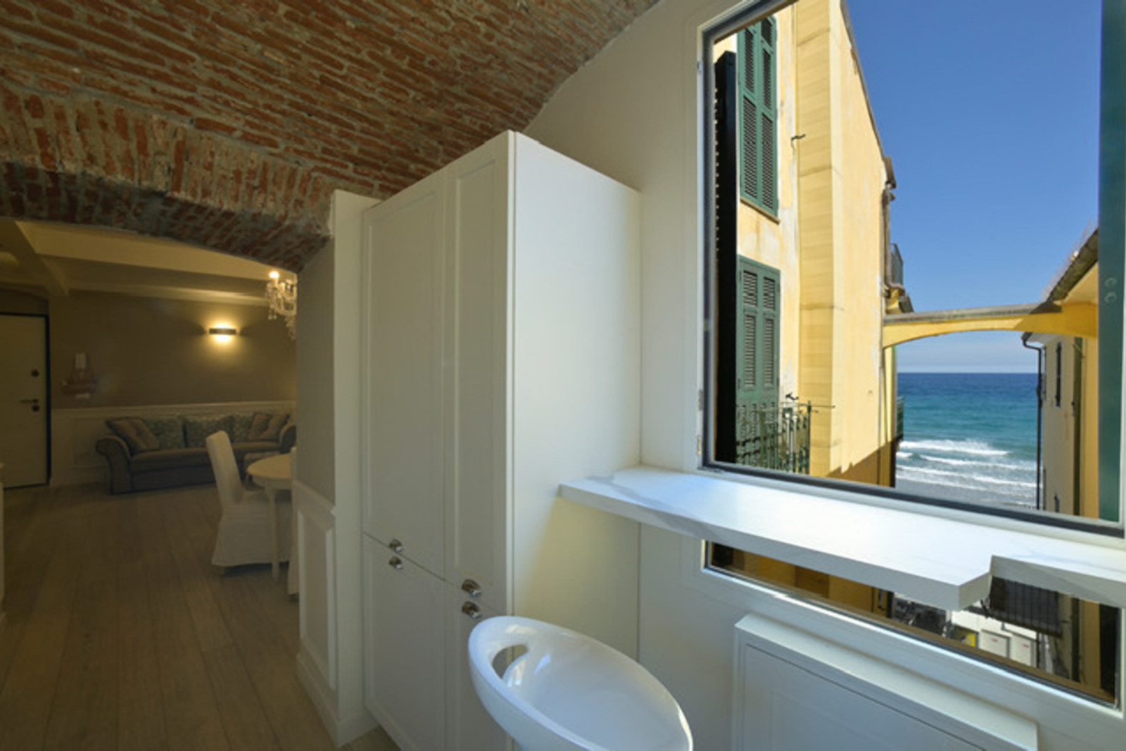 Splendido appartamento situato in un elegante palazzo storico 7